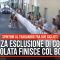 Senza esclusione di colpi: la volata finisce col botto. Spintoni al traguardo tra due ciclisti