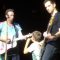 Coldplay Milano, sul palco a 9 anni Giacomo è la star di San Siro