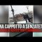 Dona cappotto a senzatetto, il regalo di Natale che commuove il web