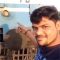 India, selfie terrificante: ragazzo travolto da treno