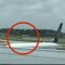 Singapore, aereo esce di pista e prende fuoco: paura all’Airshow