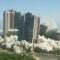 Cina, quattro grattacieli in disuso da anni: l’esplosione è spettacolare