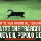 Il gatto che ”barcolla’’ commuove il popolo del web