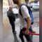 Milano, extracomunitario minaccia i passanti con una katana
