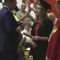 Cerimonia di laurea con sorpresa: ma il gesto scatena le polemiche