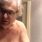 Vittorio Sgarbi a luci rosse: il critico d’arte nudo su Facebook