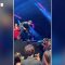 Texas, rissa sfiorata durante il concerto del rapper Slowthai agli agli NME Awards