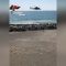Coronavirus, in spiaggia nonostante i divieti: interviene un elicottero dei carabinieri