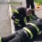 Milano, anatroccoli intrappolati in un tombino: salvati