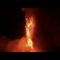 L’Etna si risveglia, forti boati e colate di lava: le spettacolari immagini del vulcano in attività