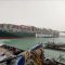 Canale di Suez, le operazioni per liberare la nave cargo incagliata