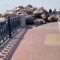 Paura in Siberia, fiume ghiacciato invade la strada