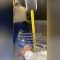 Ischia, bus viaggia di notte con una porta rotta e il vetro in frantumi