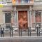 Roma, imbrattata la facciata del palazzo del Senato