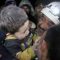 Siria, il sorriso del bimbo estratto dalle macerie del sisma