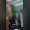 Razzismo sul treno Como-Milano: studentesse deridono una famiglia cinese, il video diventa virale