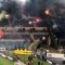 Derby Lazio-Roma, tensione all’Olimpico: lancio di fumogeni e petardi tra tifoserie