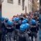 Pisa, corteo degli studenti pro-Palestina: cariche della polizia