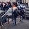 Torino, gruppo di antagonisti assalta volante della polizia