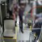 Rapina con coltello sul bus a Milano, 4 fermi: il video che li ha incastrati